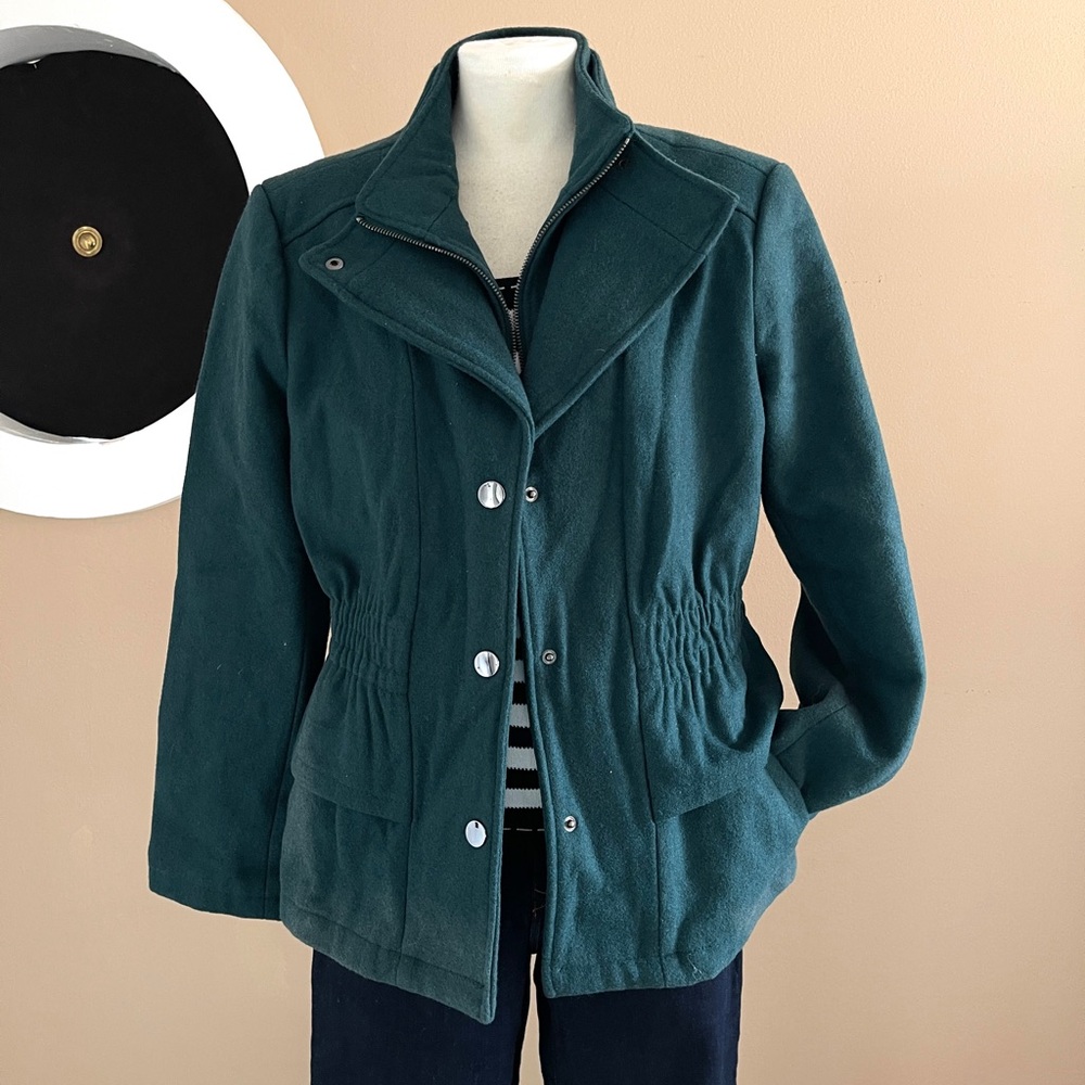 NWT Forest Green Winter Jacket – New York & Company Size L